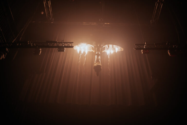 FLO-ZIRKUS